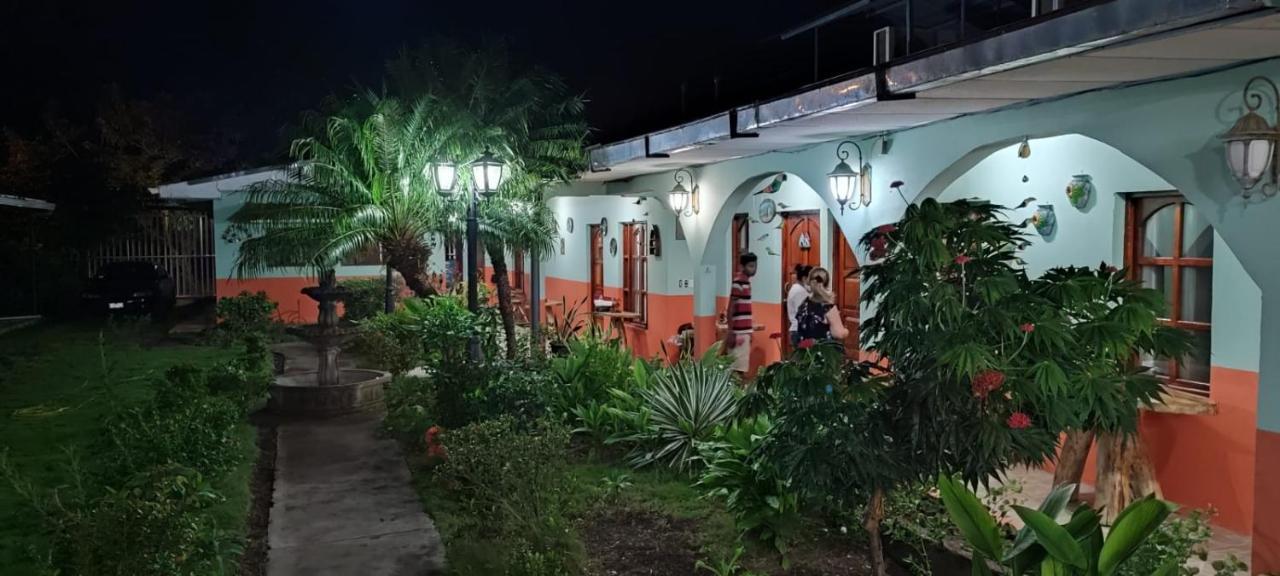 Hospedaje Hefziba Moyogalpa Exterior photo